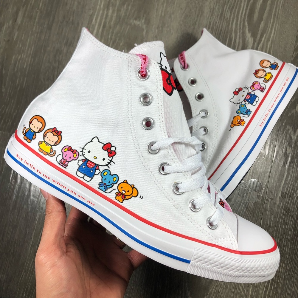 Converse Chuck Taylor Hi Hello Kitty NWT - Picture 2 of 8